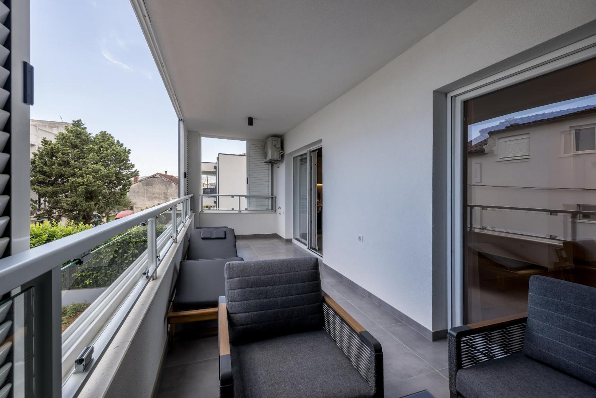 Kaštela Adriatic Nest, Cozy And Modern Two Bedroom Apartment מראה חיצוני תמונה